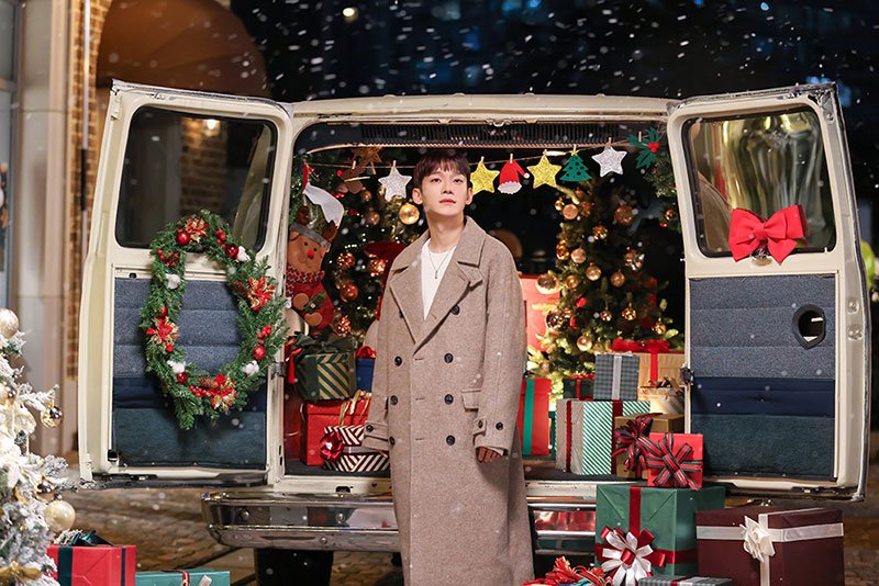 Chen in the Last Christmas MV